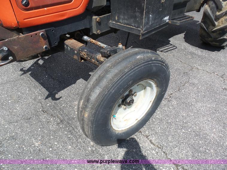 image for item K7957 Massey Ferguson 4263 tractor