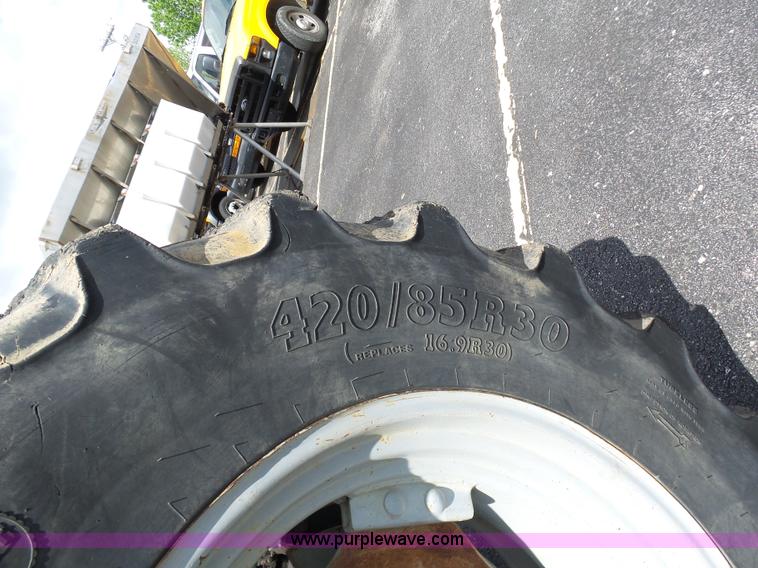 image for item K7957 Massey Ferguson 4263 tractor