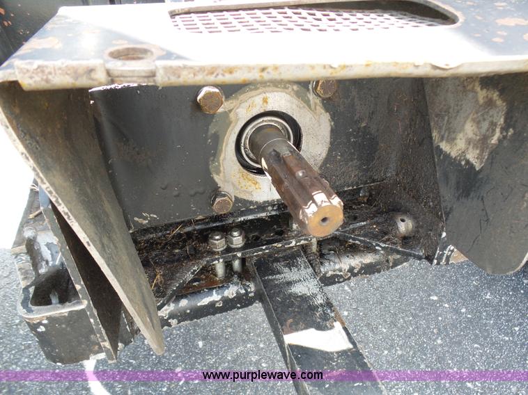 image for item K7957 Massey Ferguson 4263 tractor