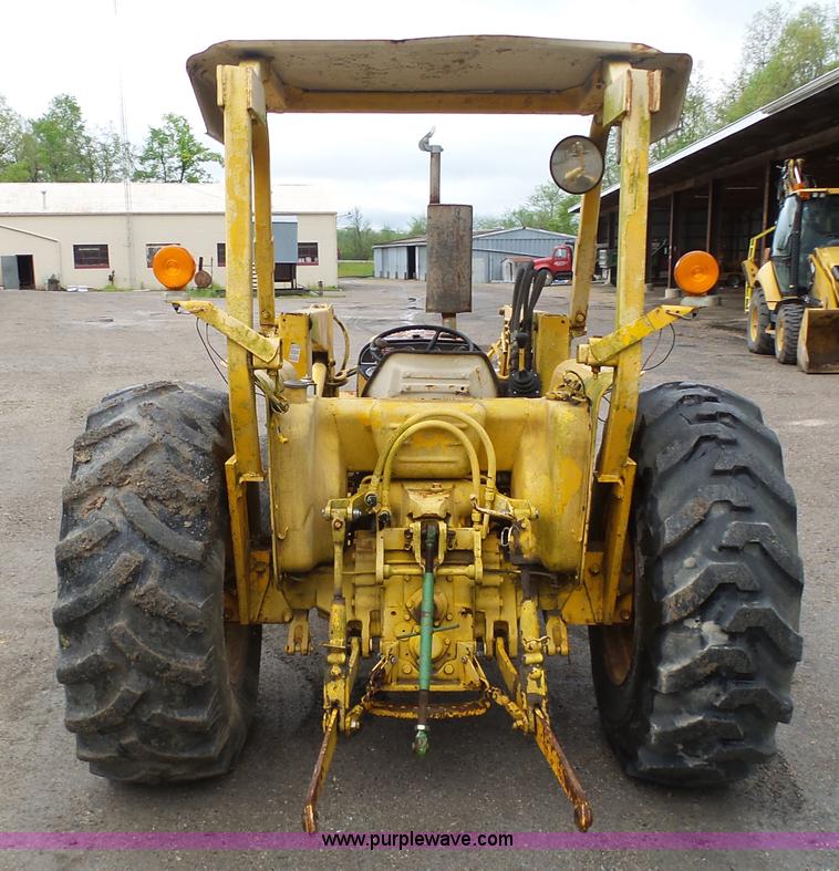 image for item K7963 International 240 tractor