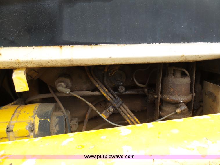 image for item K7963 International 240 tractor