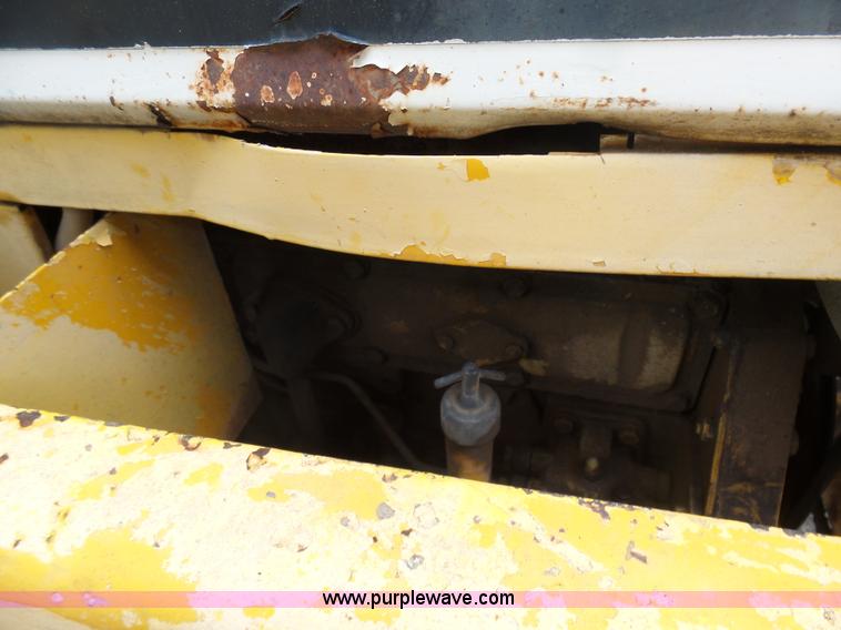 image for item K7963 International 240 tractor