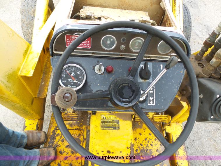 image for item K7963 International 240 tractor