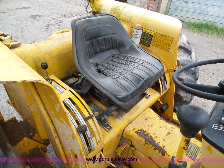 image for item K7963 International 240 tractor