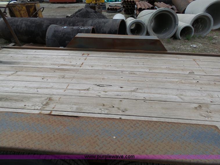 image for item K7969 1991 equipment trailer