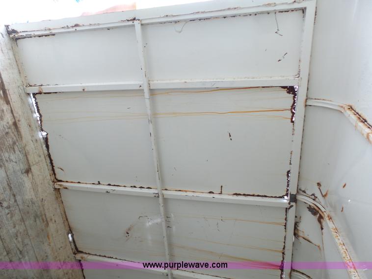 image for item K7981 1997 W-W enclosed trailer