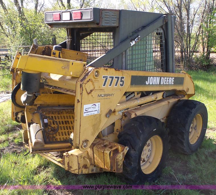 image for item K8276 John Deere 7775 skid steer