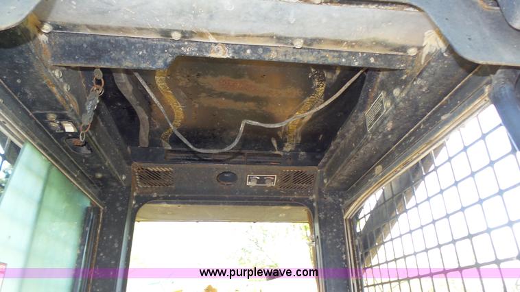 image for item K8276 John Deere 7775 skid steer