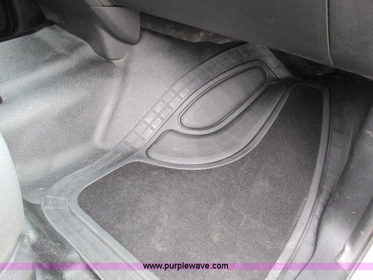 image for item L2007 2014 Dodge Ram 2500HD Quad Cab pickup truck