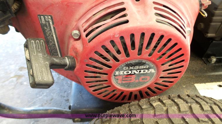 image for item L2122 Sherwin Williams 3504 pressure washer