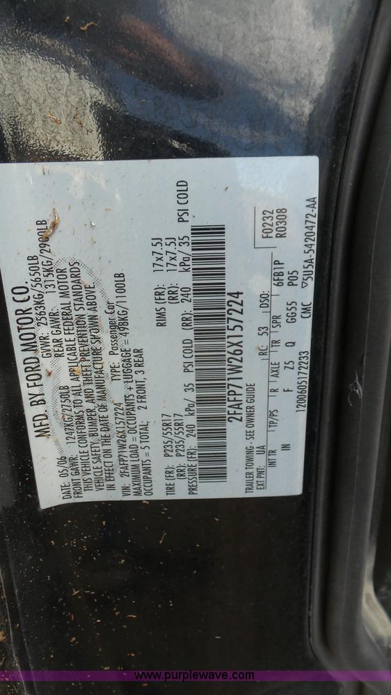 image for item L4785 2006 Ford Crown Victoria Police Interceptor