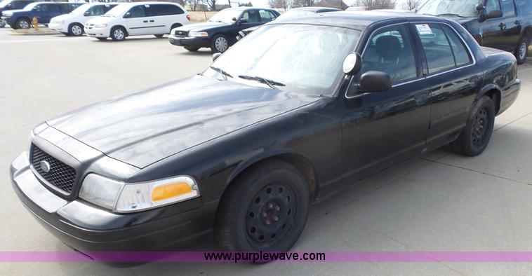 image for item L4786 2008 Ford Crown Victoria Police Interceptor