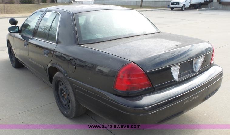image for item L4786 2008 Ford Crown Victoria Police Interceptor