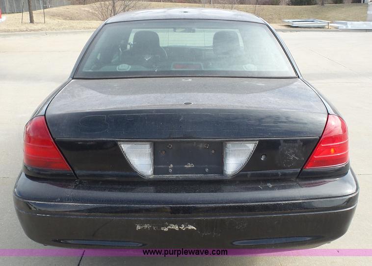image for item L4786 2008 Ford Crown Victoria Police Interceptor