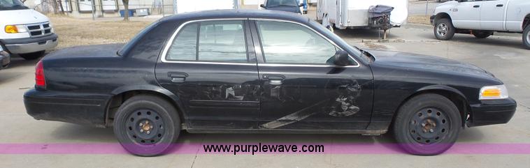 image for item L4786 2008 Ford Crown Victoria Police Interceptor