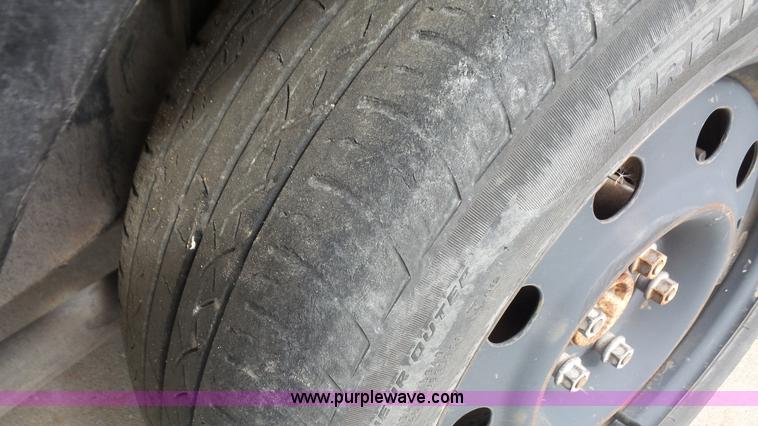 image for item L4786 2008 Ford Crown Victoria Police Interceptor