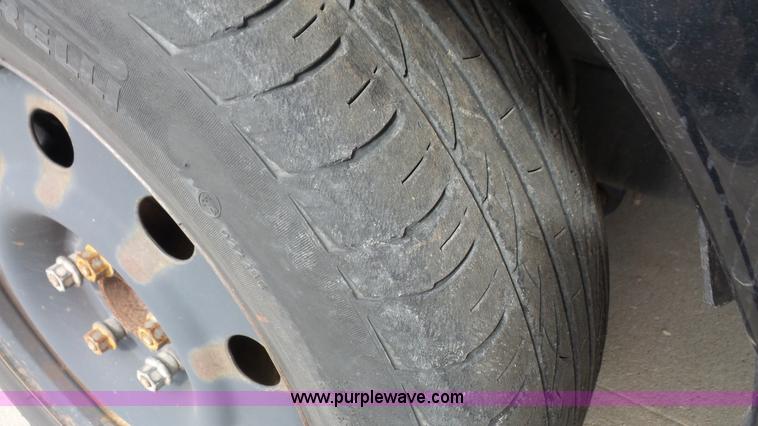 image for item L4786 2008 Ford Crown Victoria Police Interceptor