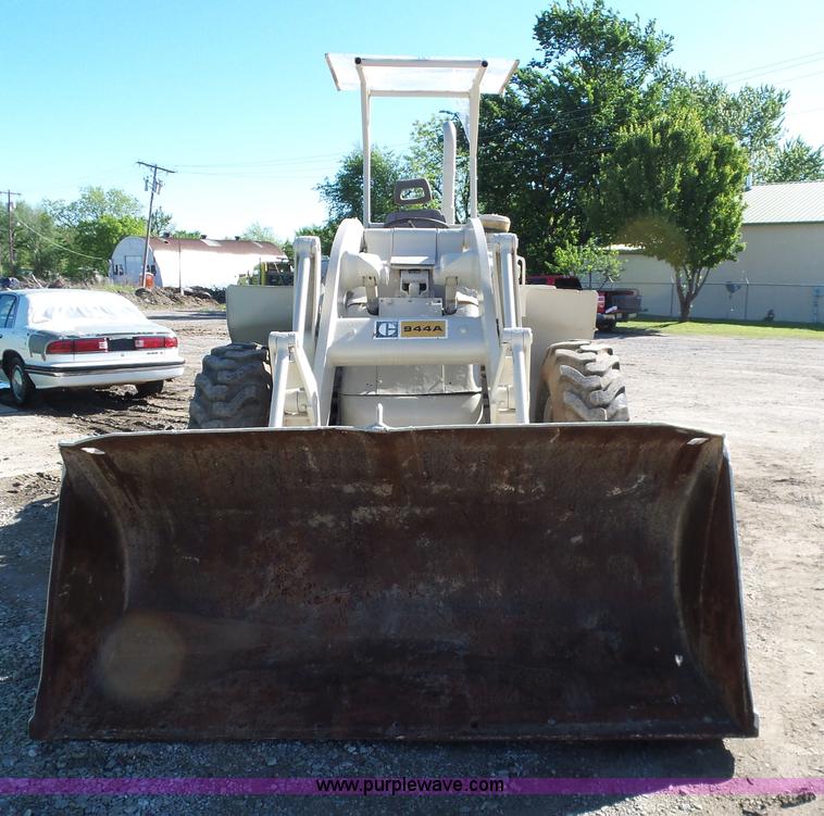 image for item L5808 Caterpillar 944A wheel loader