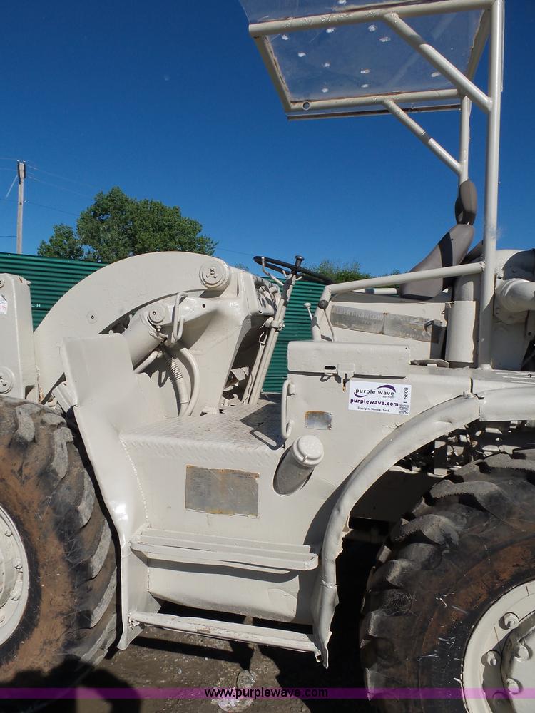 image for item L5808 Caterpillar 944A wheel loader