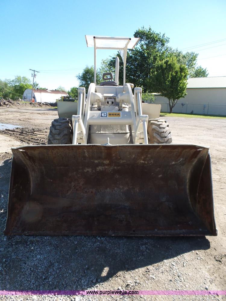 image for item L5808 Caterpillar 944A wheel loader