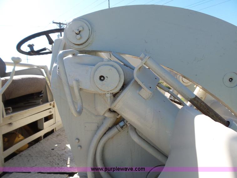 image for item L5808 Caterpillar 944A wheel loader