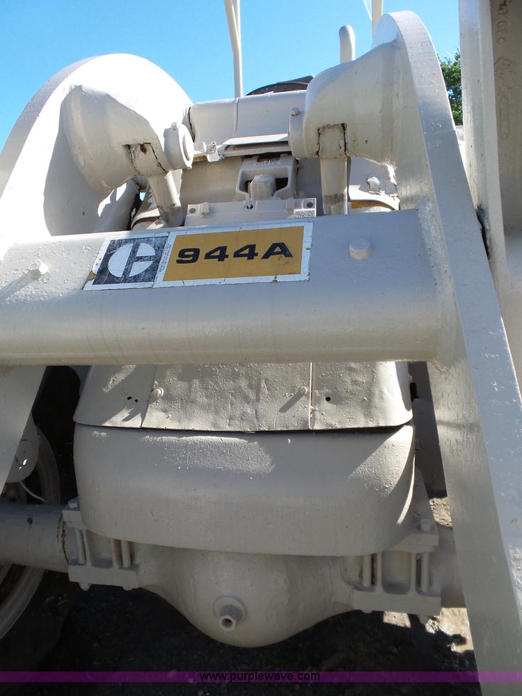 image for item L5808 Caterpillar 944A wheel loader