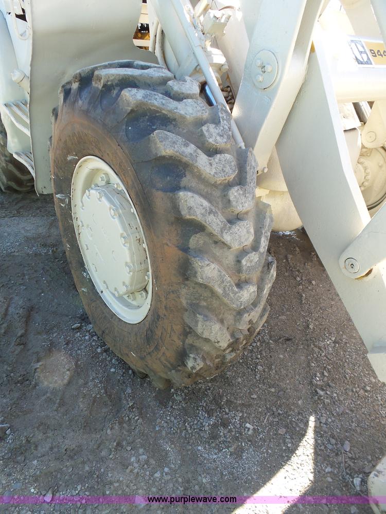 image for item L5808 Caterpillar 944A wheel loader