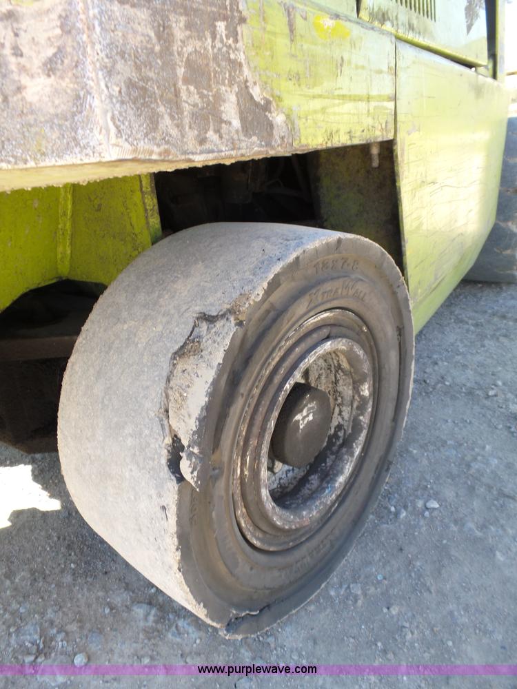 image for item L5809 Clark GPS17 forklift