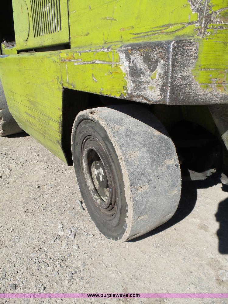 image for item L5809 Clark GPS17 forklift