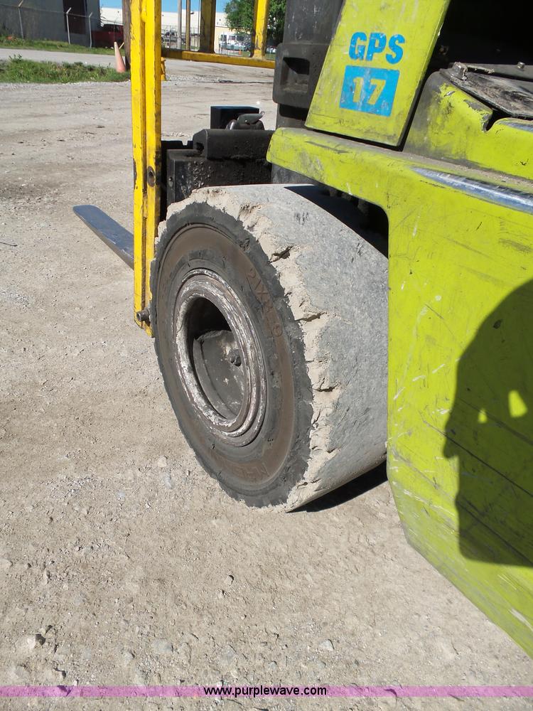 image for item L5809 Clark GPS17 forklift