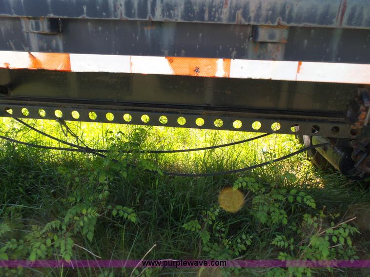 image for item L5810 2002 AMC flatbed trailer