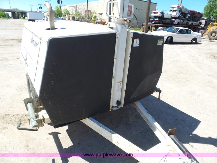 image for item L5811 Allmand Maxi-Lite 20330 light plant