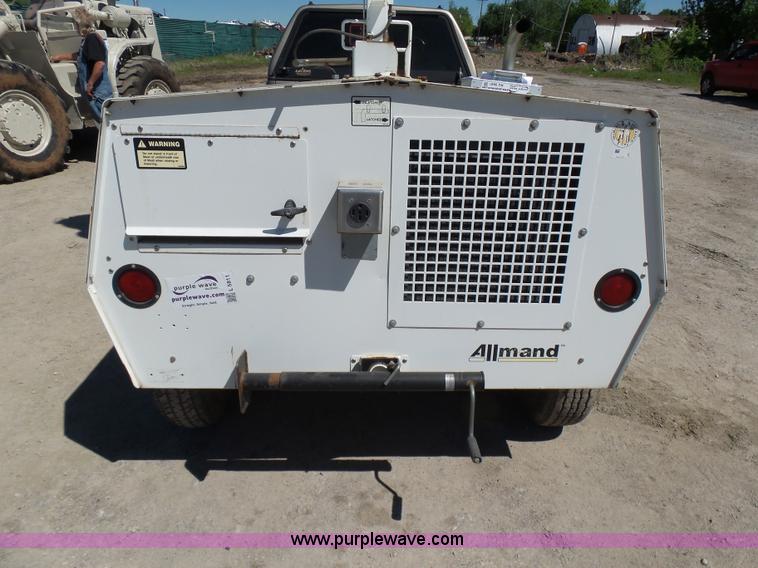 image for item L5811 Allmand Maxi-Lite 20330 light plant