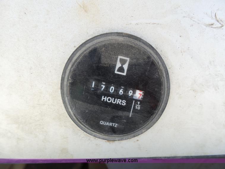 image for item L5811 Allmand Maxi-Lite 20330 light plant