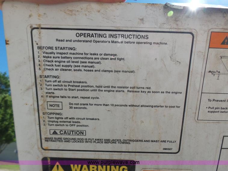 image for item L5811 Allmand Maxi-Lite 20330 light plant