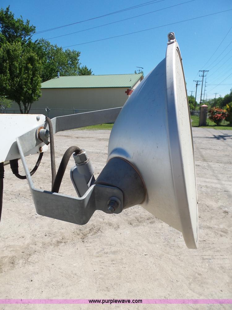 image for item L5811 Allmand Maxi-Lite 20330 light plant