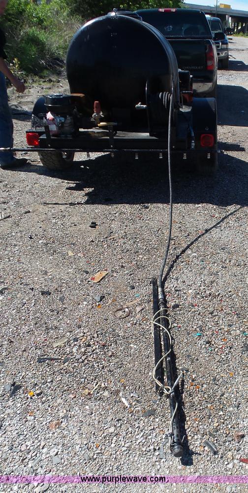 image for item L5812 Water tank trailer