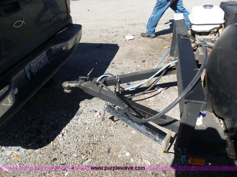 image for item L5812 Water tank trailer