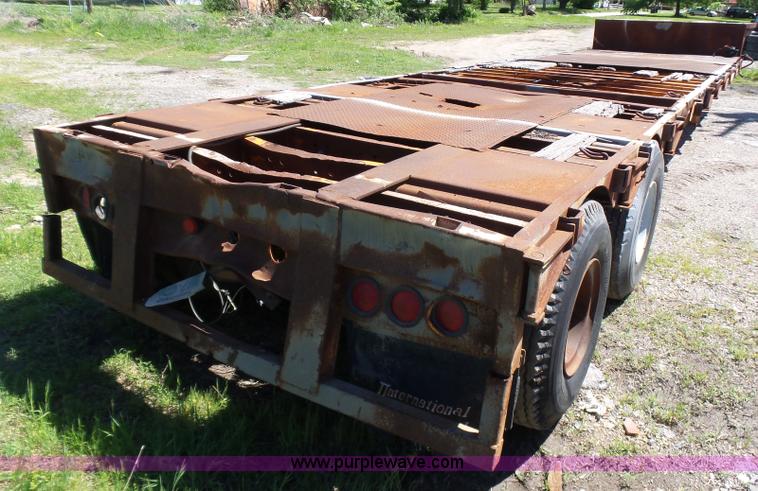 image for item L5813 1971 Transcraft drop deck trailer