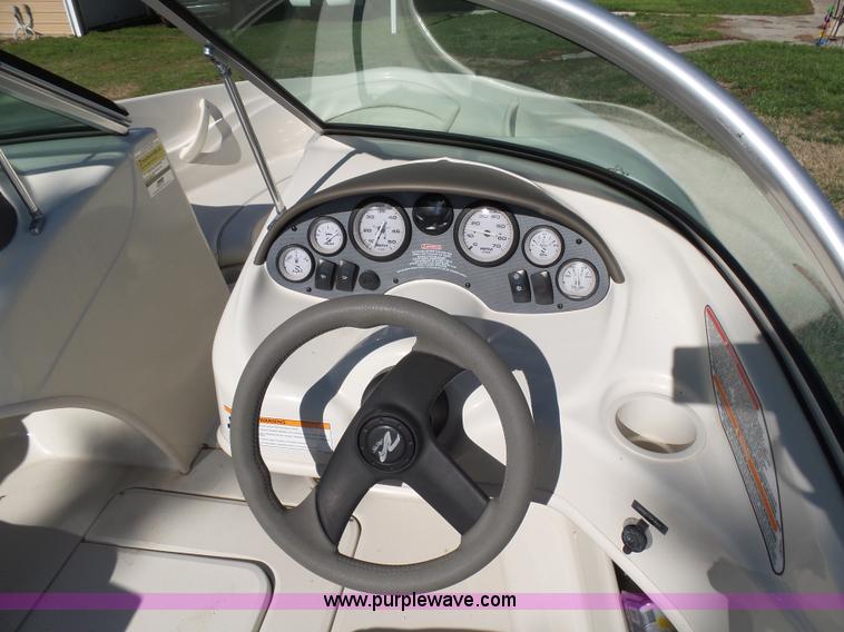 image for item L5814 2007 Sea Ray boat