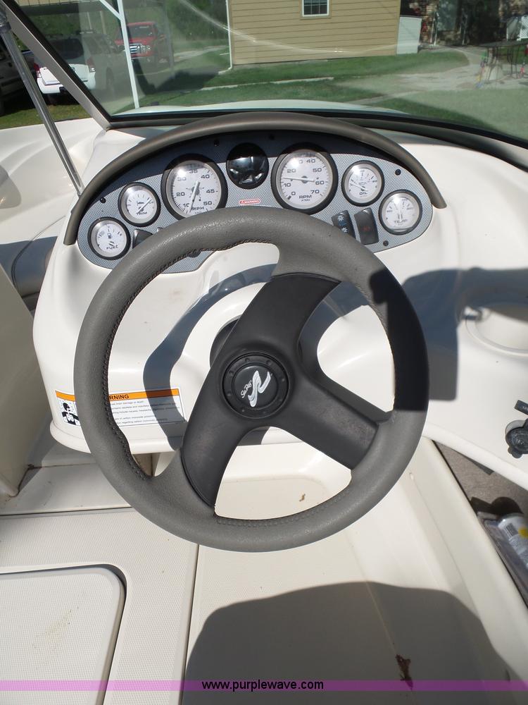 image for item L5814 2007 Sea Ray boat