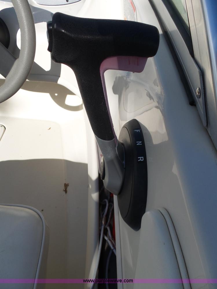 image for item L5814 2007 Sea Ray boat