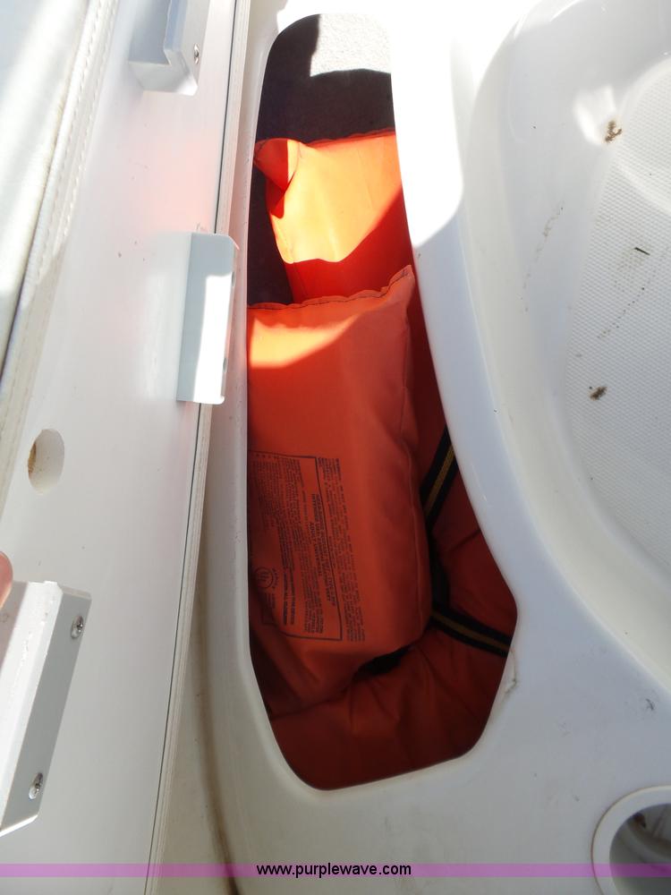 image for item L5814 2007 Sea Ray boat