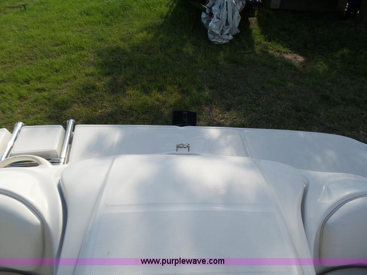 image for item L5814 2007 Sea Ray boat