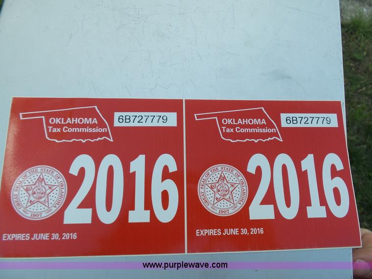 image for item L5814 2007 Sea Ray boat