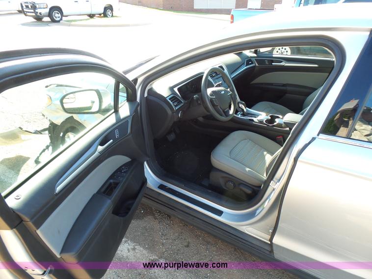 image for item L5815 2016 Ford Fusion