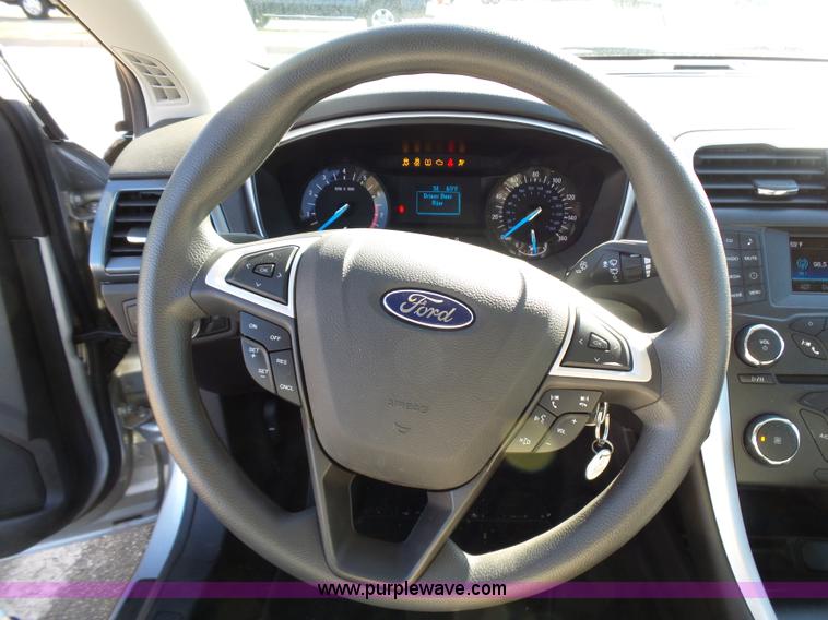 image for item L5815 2016 Ford Fusion