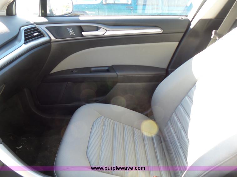 image for item L5815 2016 Ford Fusion