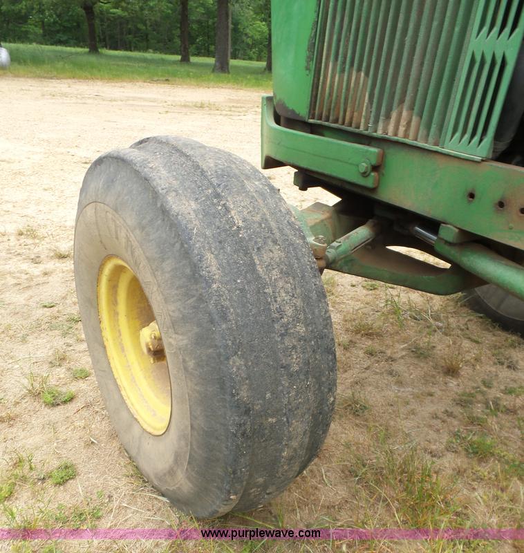 image for item L5820 1970 John Deere 5020 tractor