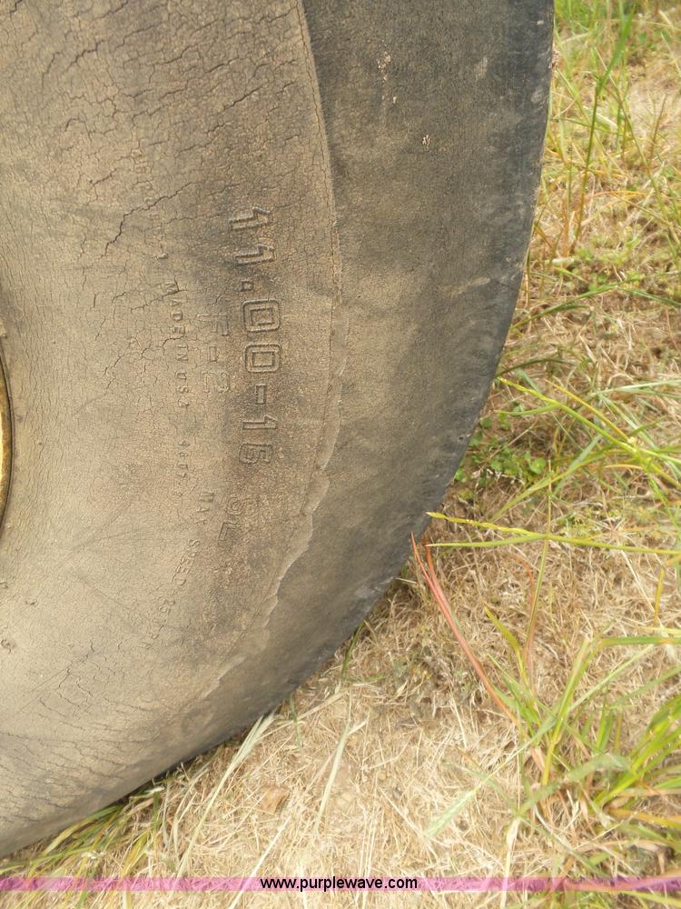 image for item L5820 1970 John Deere 5020 tractor